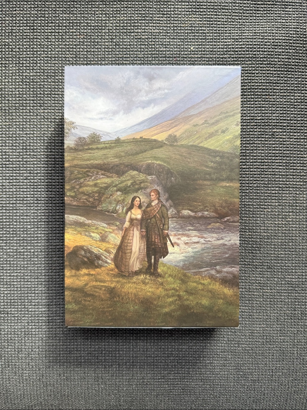 Litjoy Outlander Annotated Special Edition - Signed, Thistle